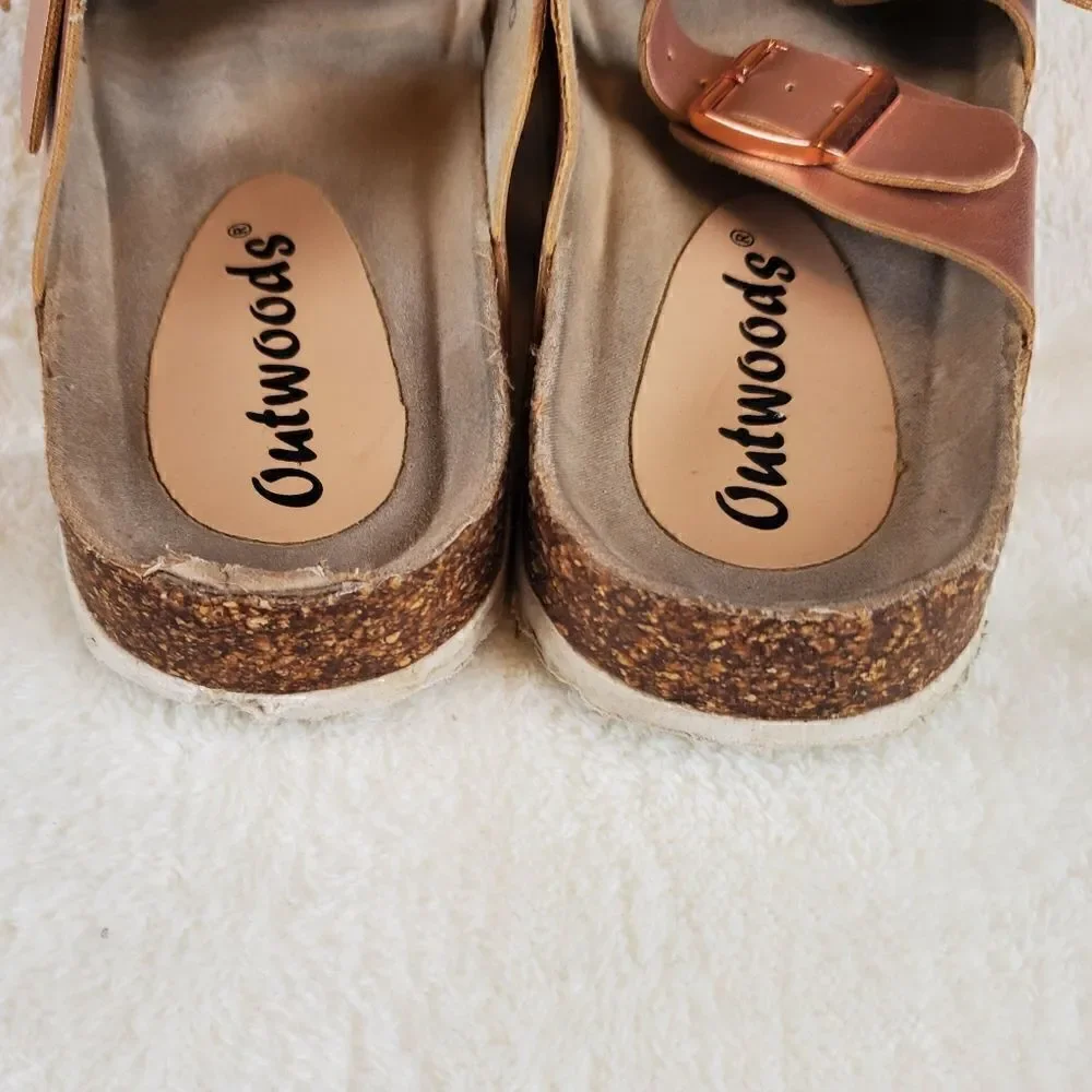 Outwoods Rose Gold Slip On Sandals Size 8